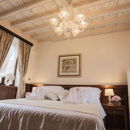 Heritage Cardo Hotel 4*