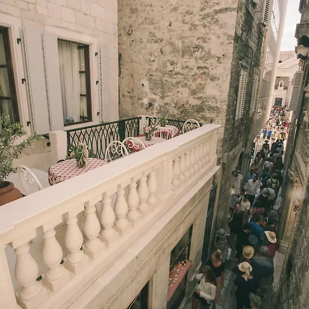 Heritage Cardo