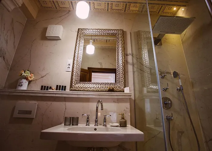 فندق Heritage Cardo